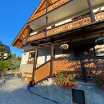 Aurinia 슈차브니차