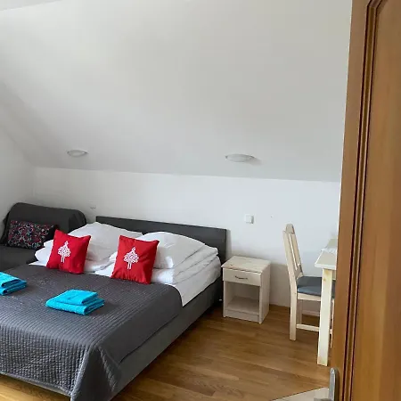 בית אירוח Aurinia *