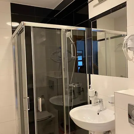 Aurinia Kwatera prywatna